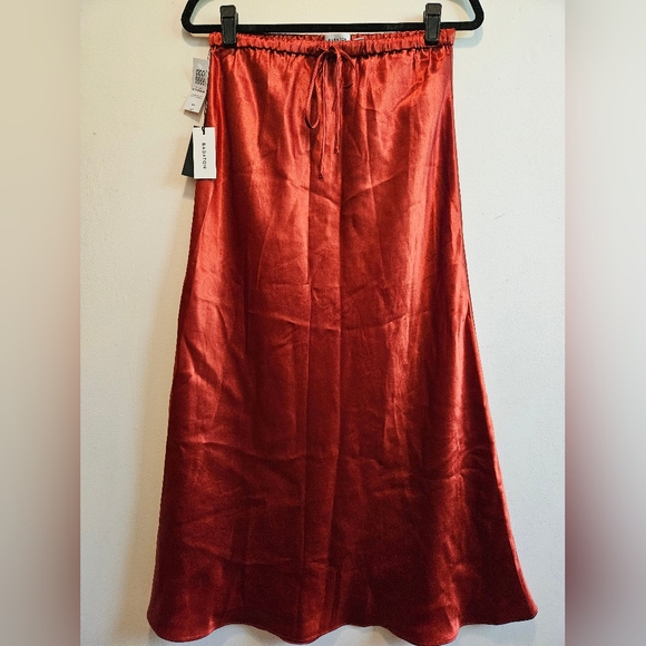 Aritzia Deep Red Satin Maxi Skirt - Picture 2 of 9